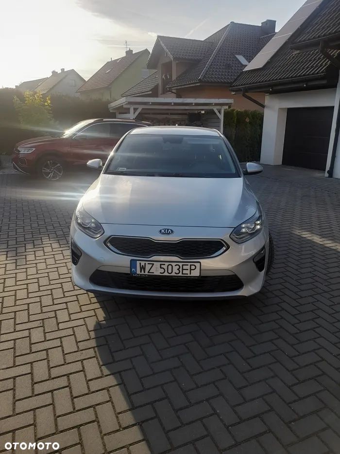 Kia Ceed 1.6 CRDi mHEV M - 5