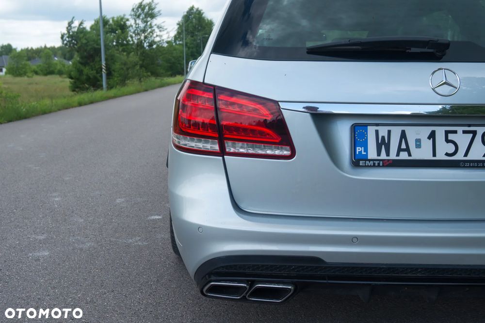 Mercedes-Benz Klasa E 63 AMG T 4Matic AMG Speedshift MCT - 16