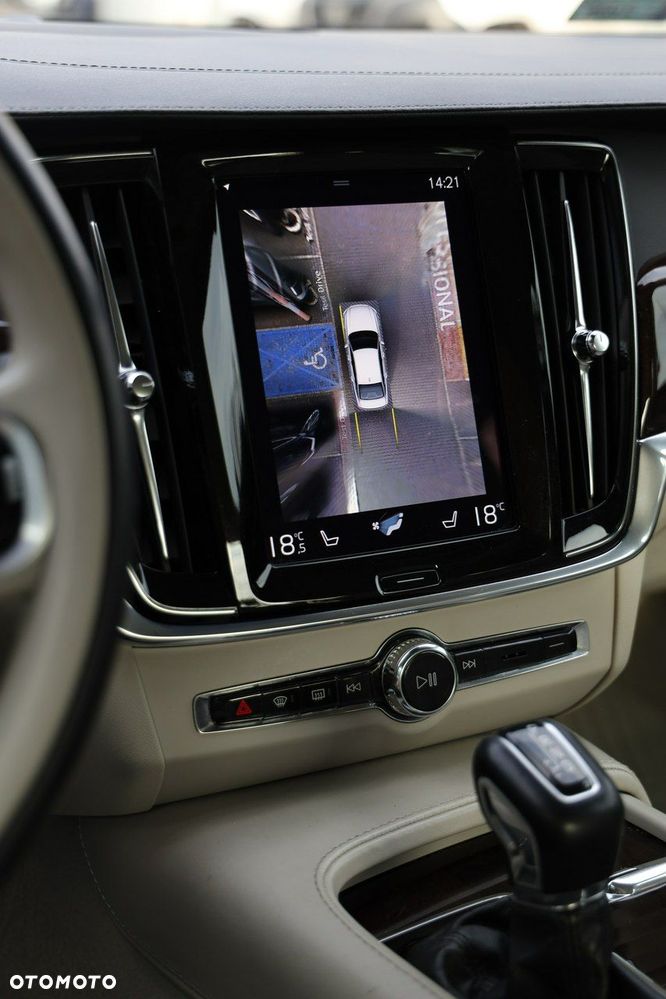 Volvo S90 - 19