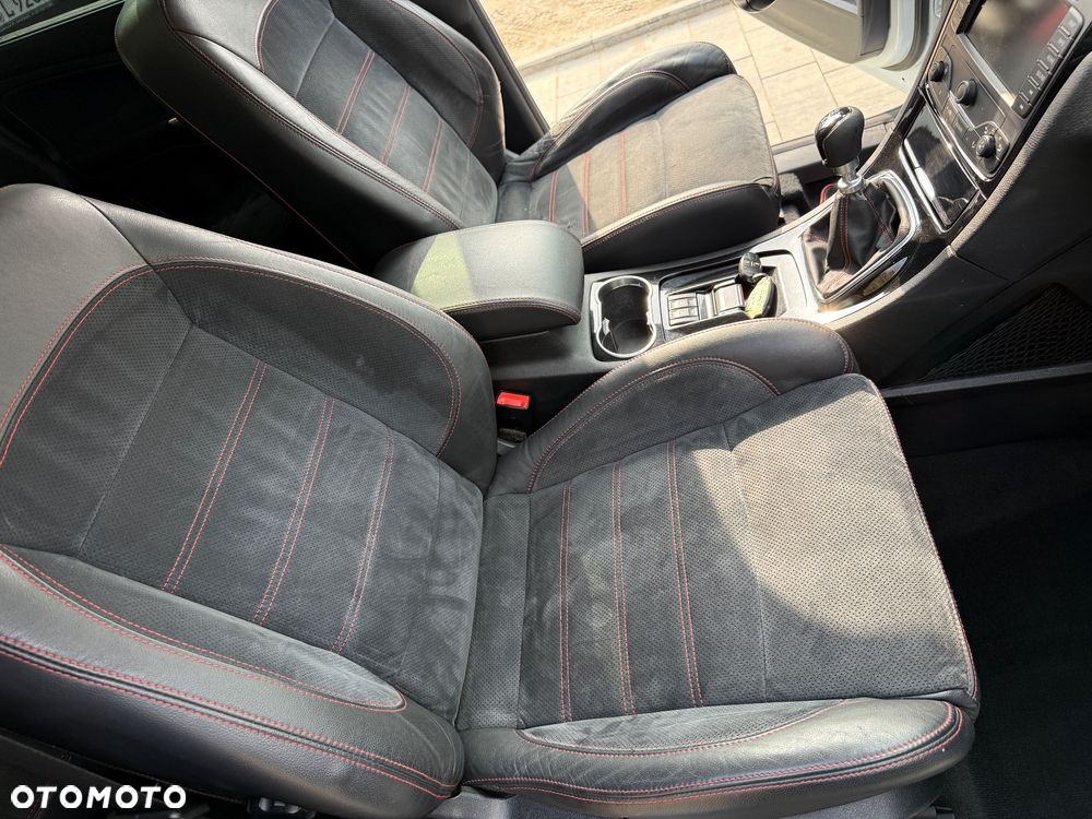 Ford S-Max 2.0 TDCi DPF Titanium - 19