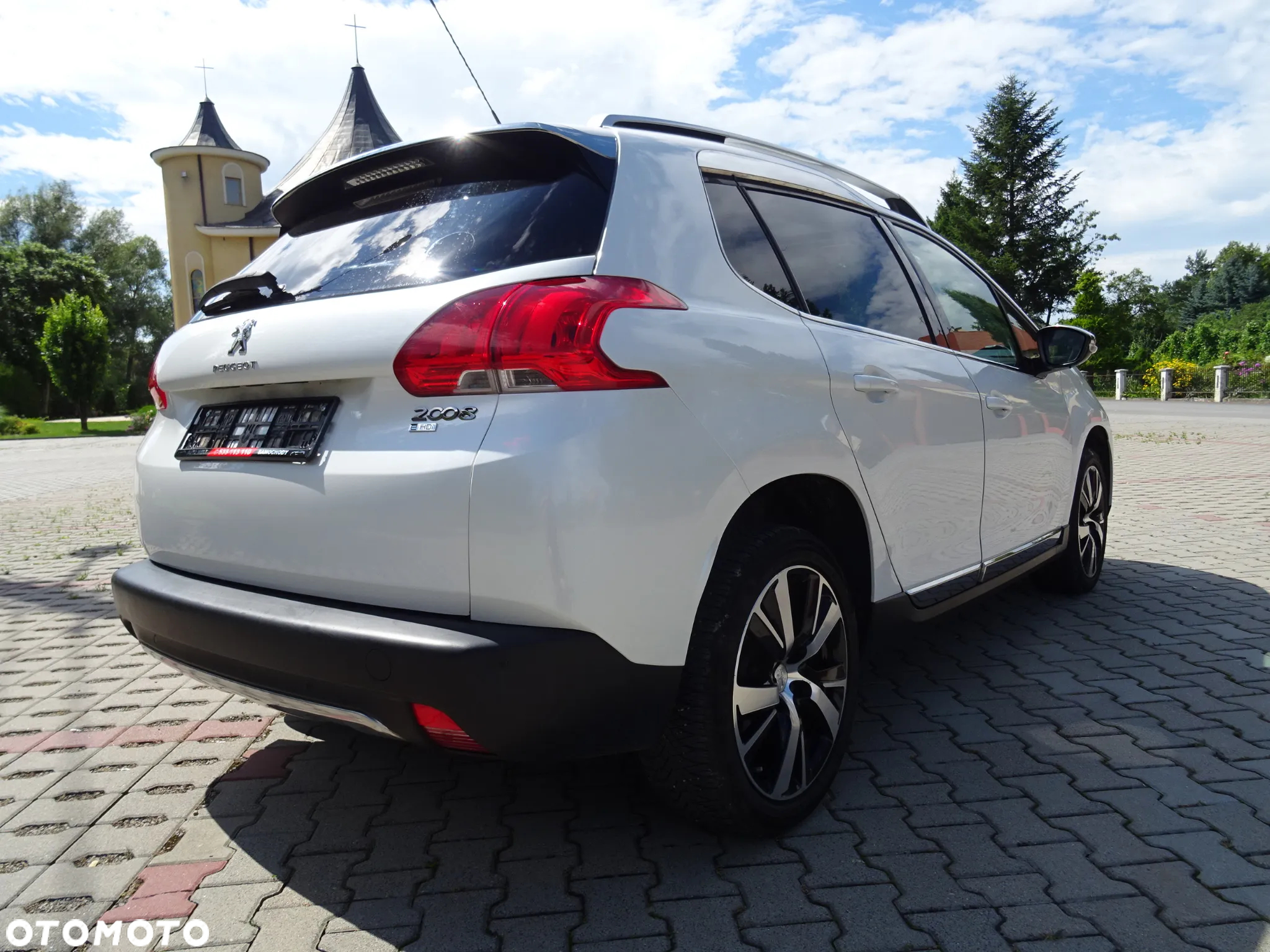 Peugeot 2008 e-HDi FAP 115 STOP & START Allure - 15