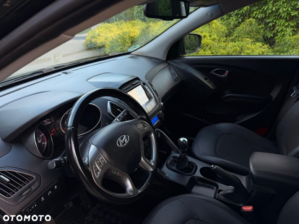 Hyundai ix35 2.0 CRDi Premium 4WD - 24
