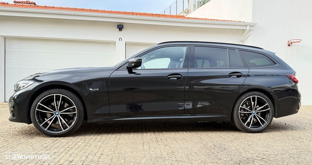 BMW 320 e Pack Desportivo M Auto - 4