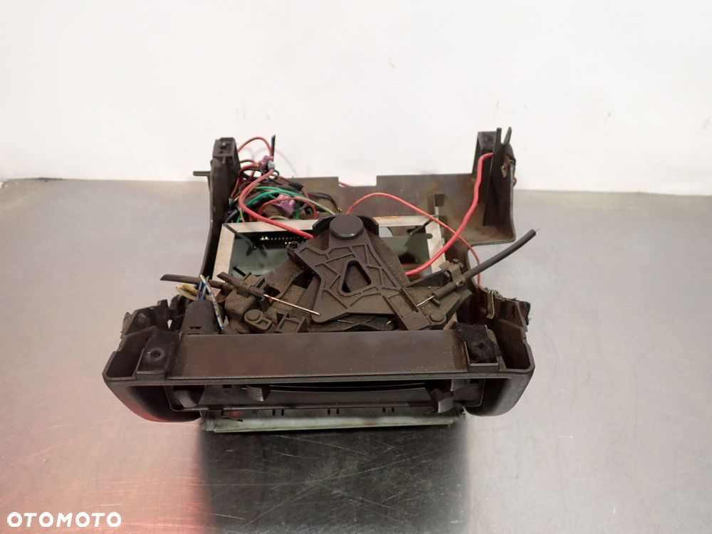 PANEL STEROWANIA NAWIEWU AUDI 80 B2 - 2