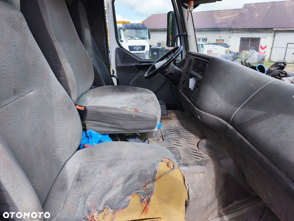 Renault PREMIUM - 24