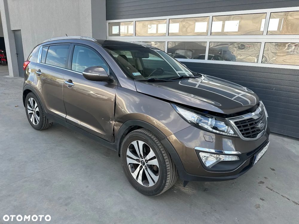 Kia Sportage 2.0 L - 10