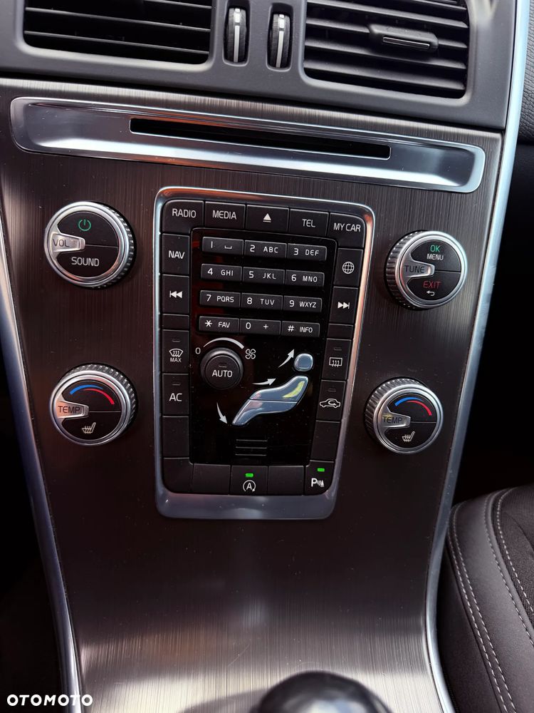 Volvo XC 60 D3 Momentum - 29