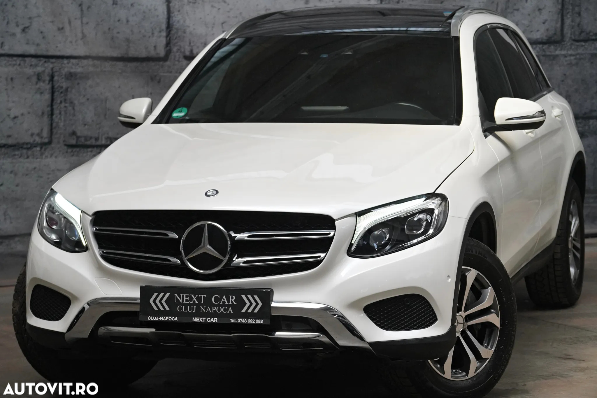 Mercedes-Benz GLC 220 d 4Matic 9G-TRONIC AMG Line - 2