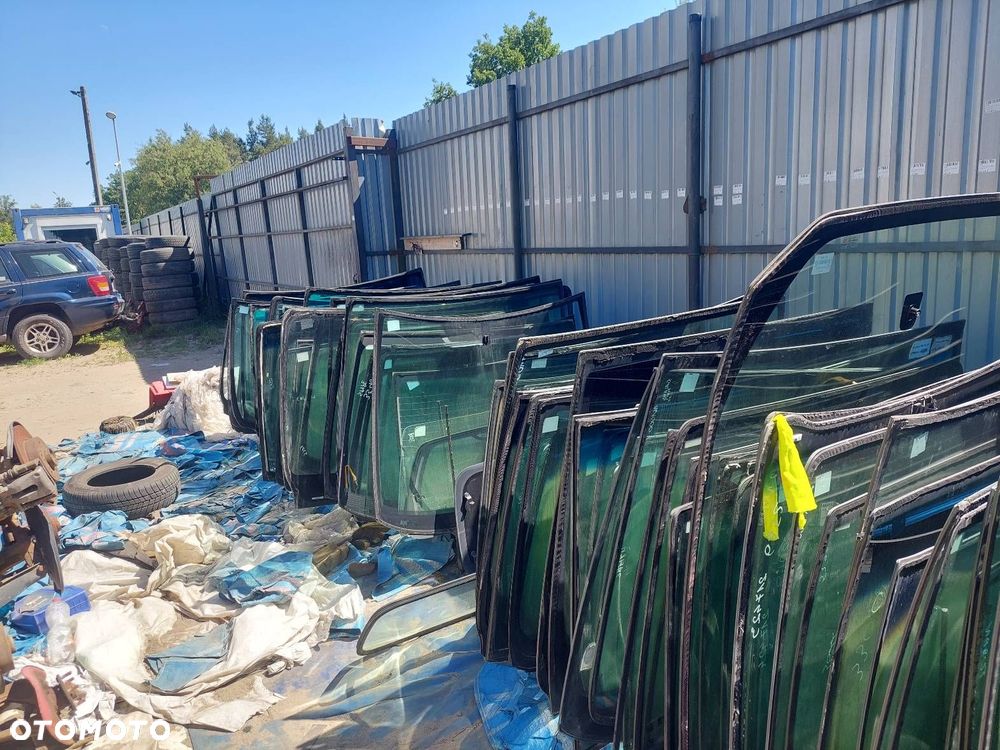 SZYBA CZOŁOWA PRZEDNIA SENSOR GRZANA KIA CEED II 96000-3K000 - 5