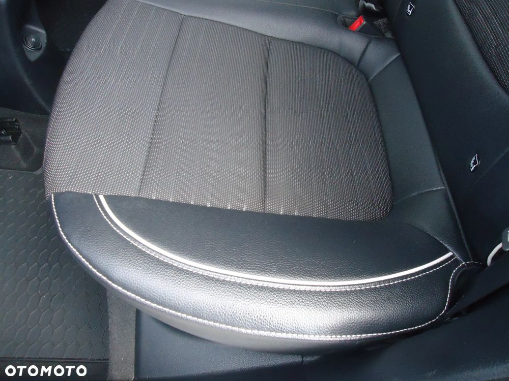 Kia Stonic 1.0 T-GDI GT Line - 22