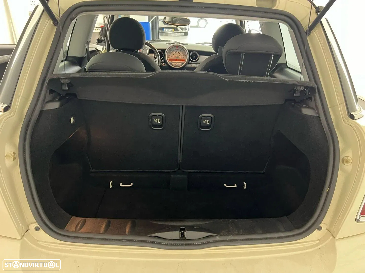 MINI 3 Portas Cooper S - 11