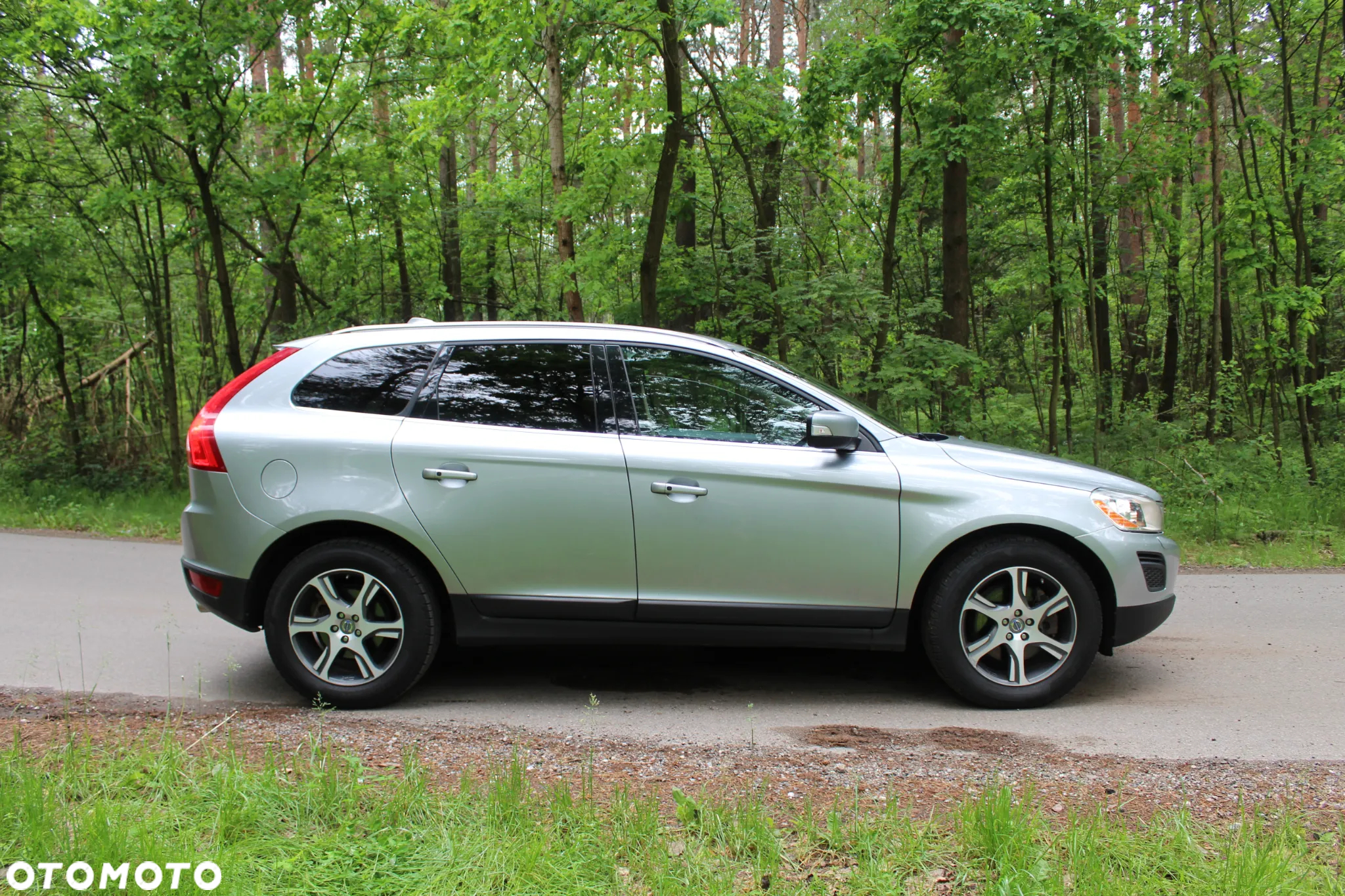 Volvo XC 60 T6 AWD Momentum - 2
