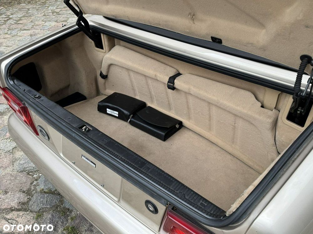 Mercedes-Benz SL 500 - 25