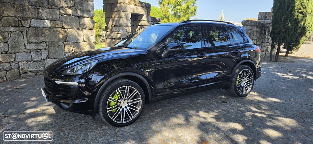 Porsche Cayenne S E-Hybrid Platinum Edition - 12