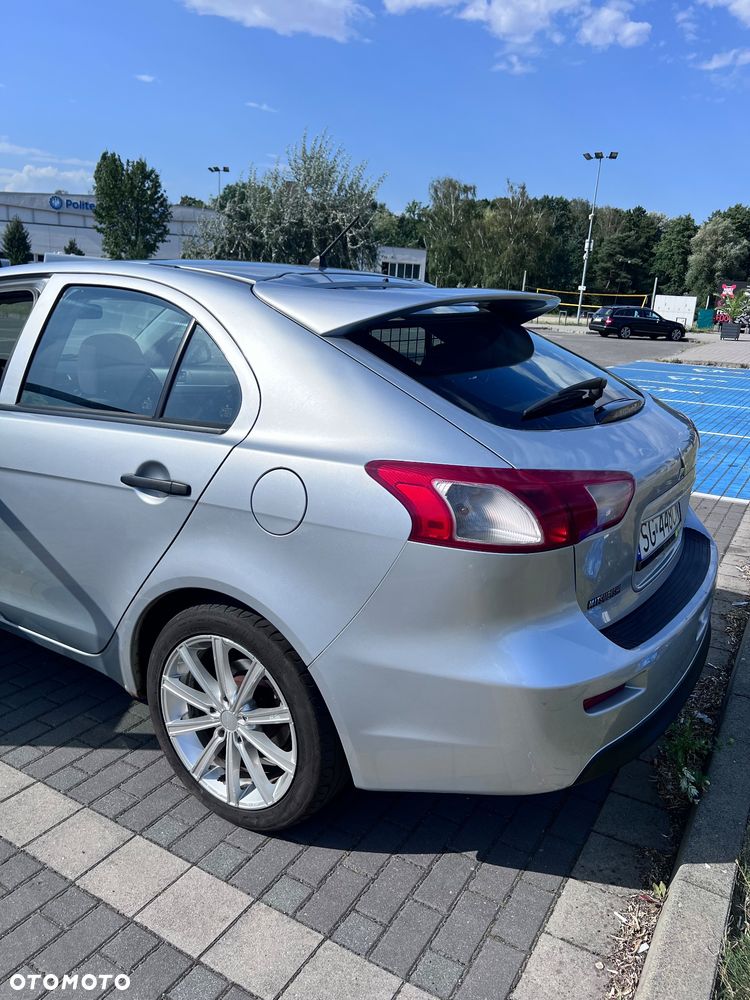 Mitsubishi Lancer 1.8 Invite - 8
