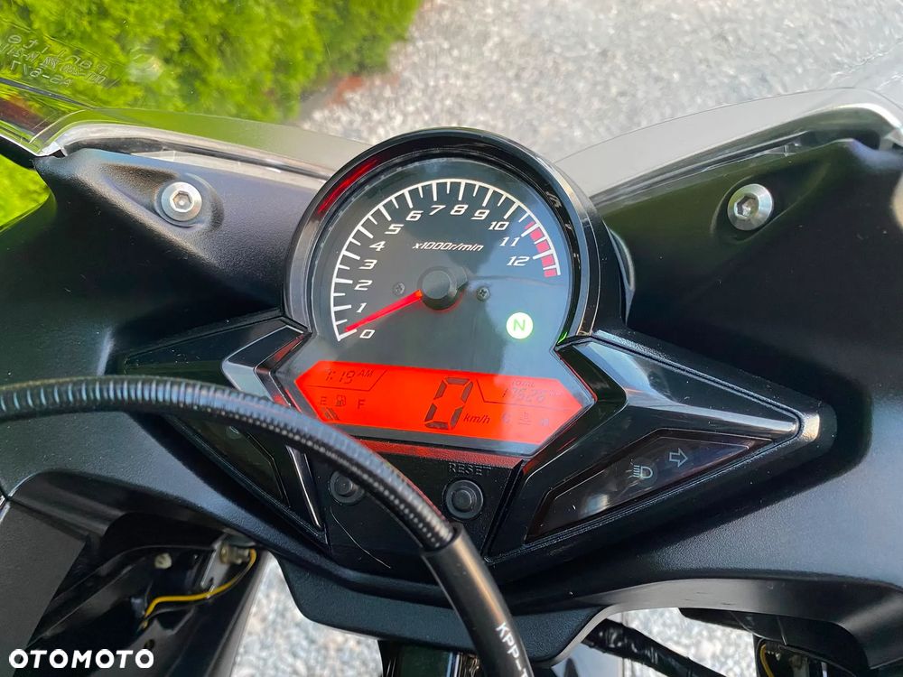 Honda CBR - 25