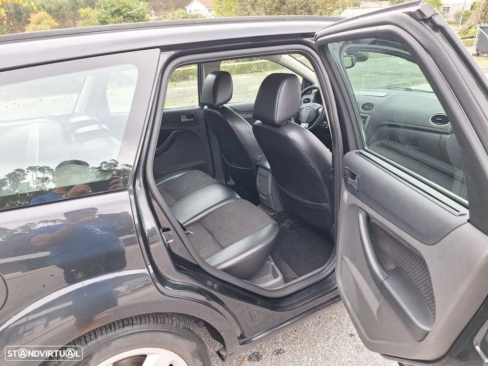 Ford Focus SW 1.6 TDCi Titanium - 20