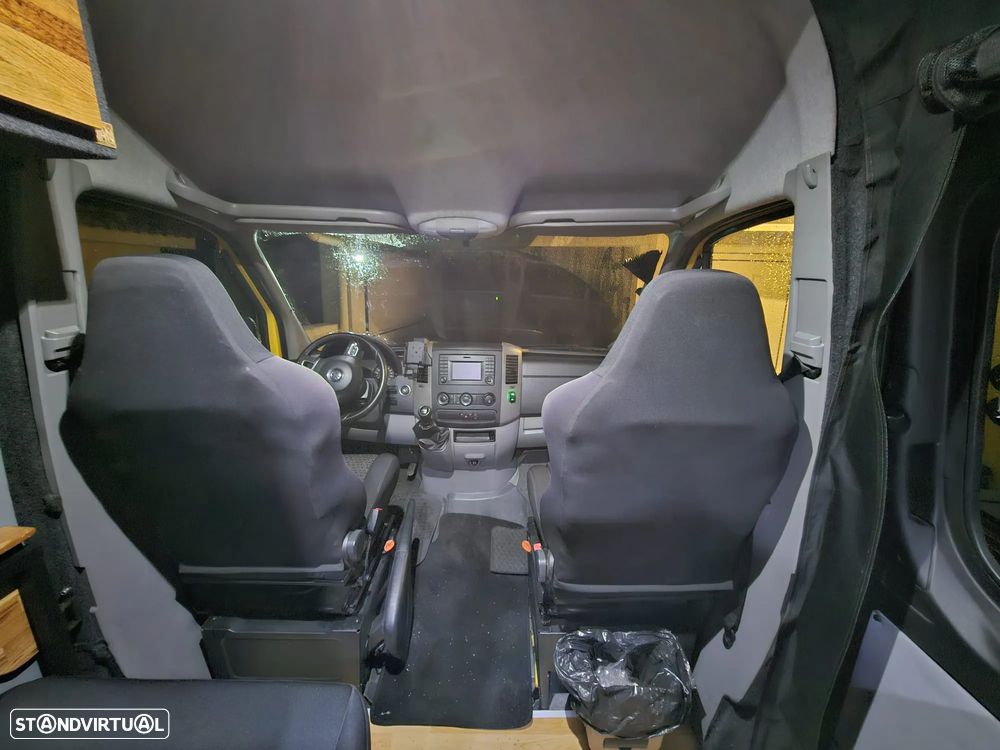 VW Crafter 35 2.0 TDi 140 CD Longa BM - 11