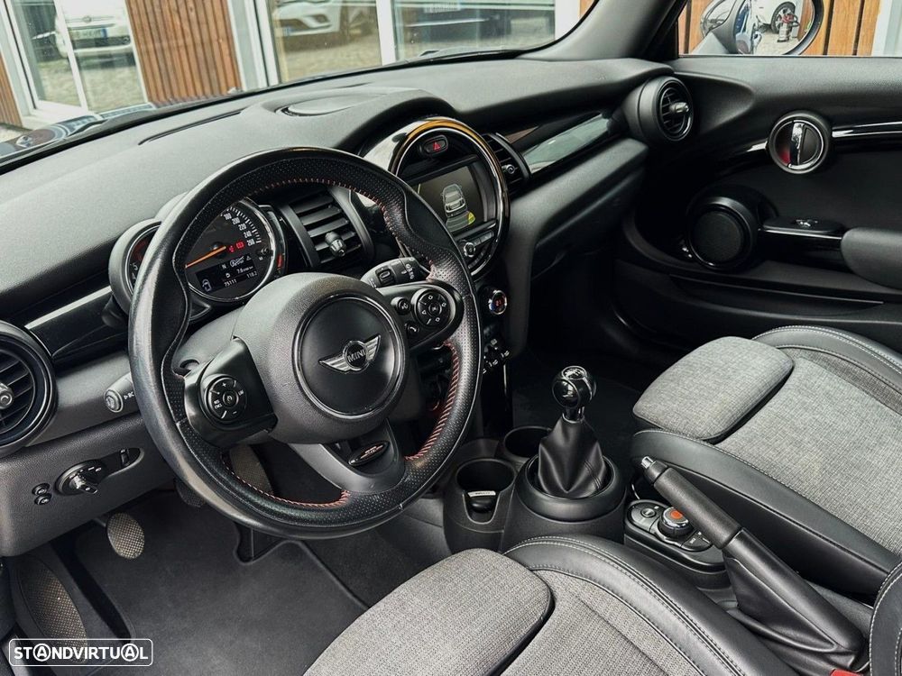 MINI 3 Portas Cooper D - 12