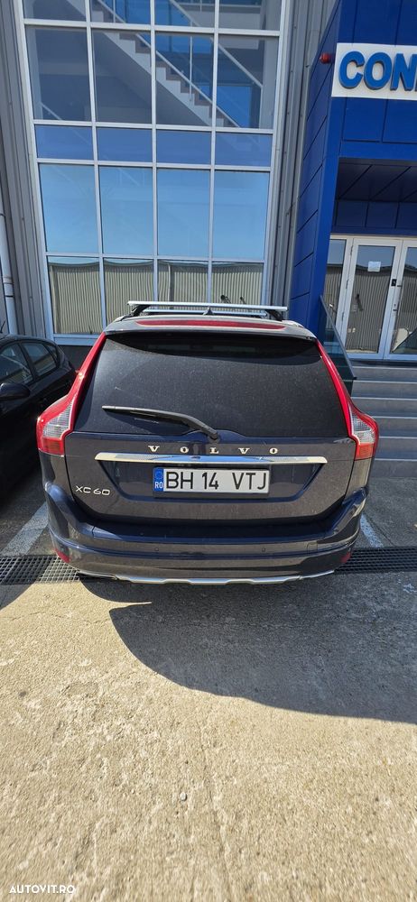 Volvo XC 60 - 4