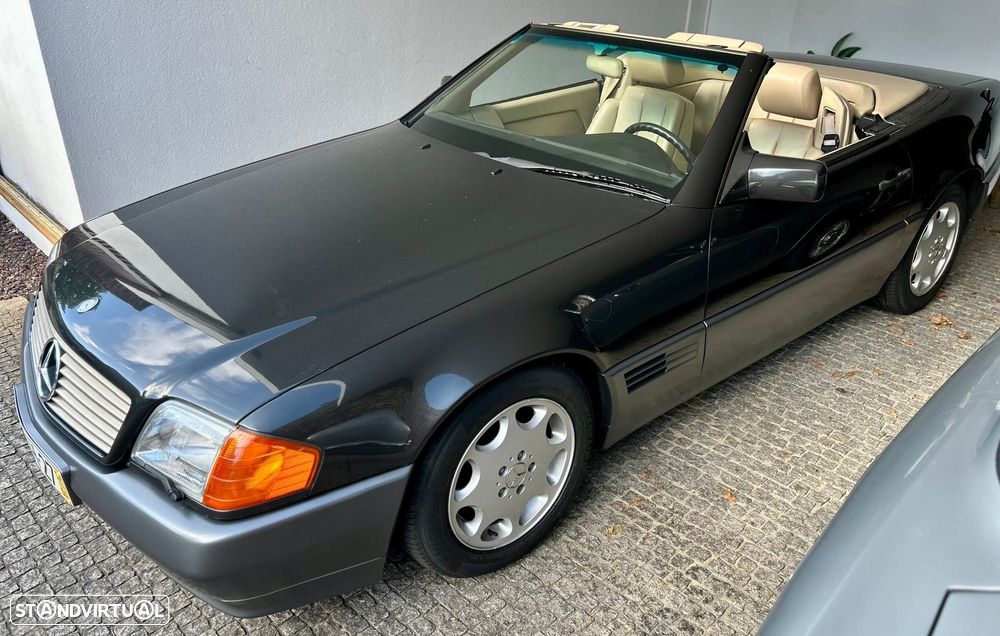 Mercedes-Benz SL 300 - 1
