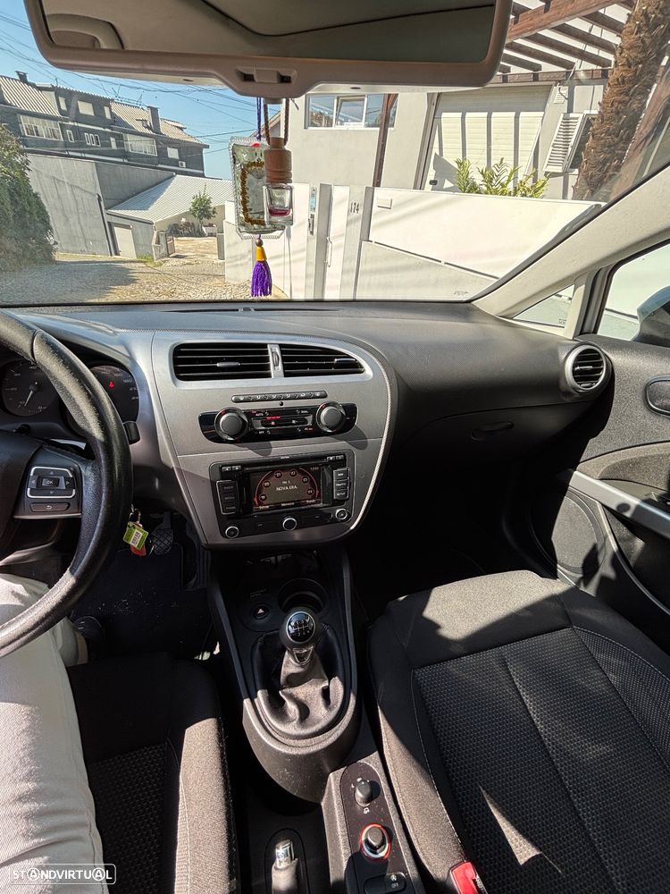 SEAT Leon 1.6 TDI Ecomotive Reference - 6