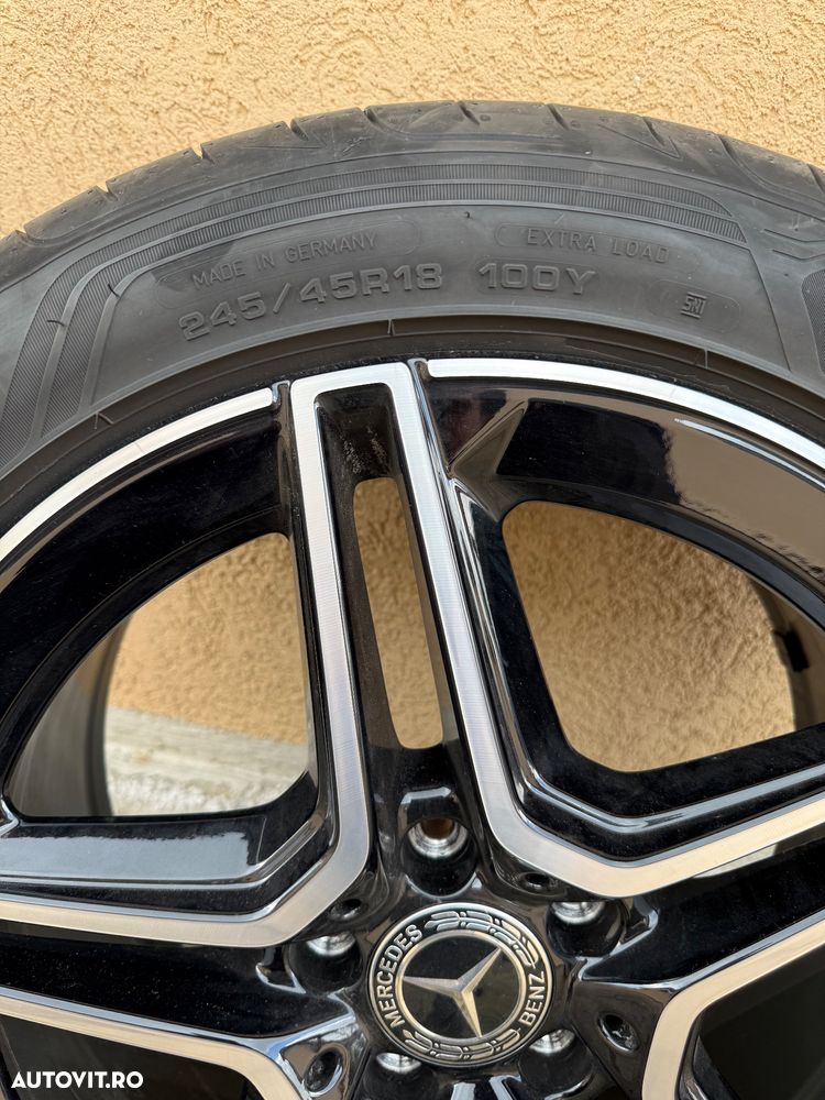 Mercedes-Benz E 220 d 4MATIC Aut. - 16