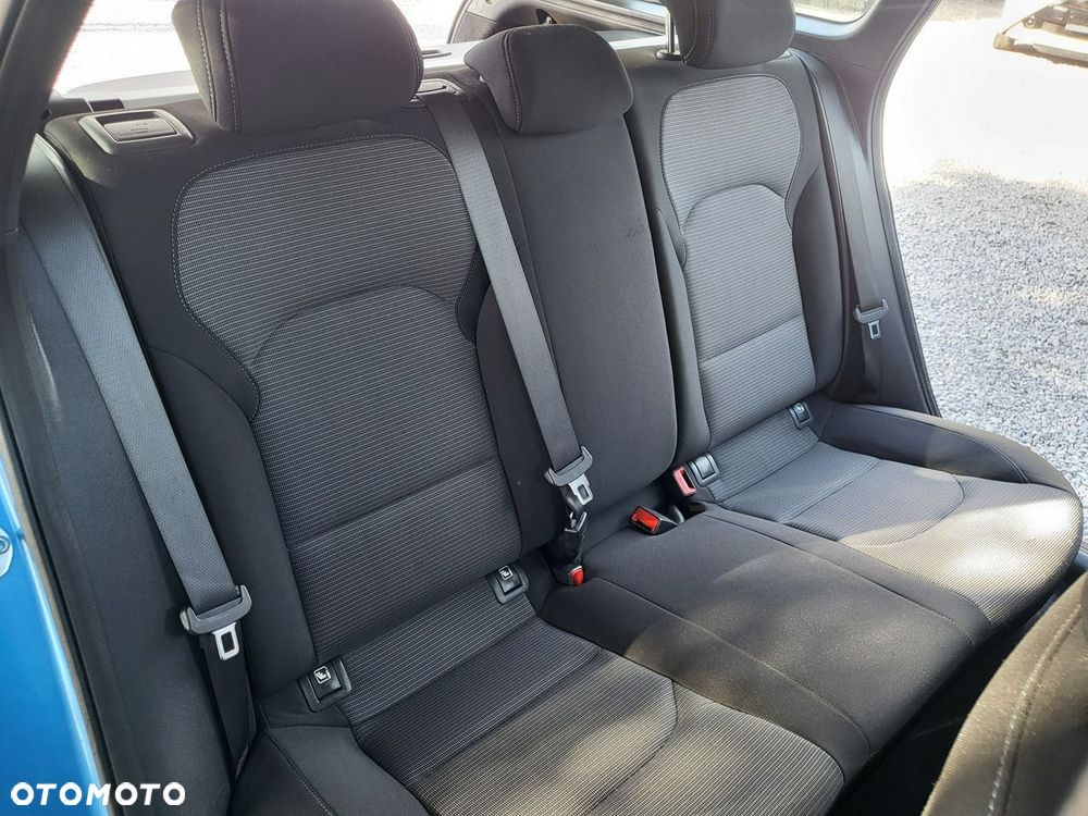 Hyundai i30 - 23