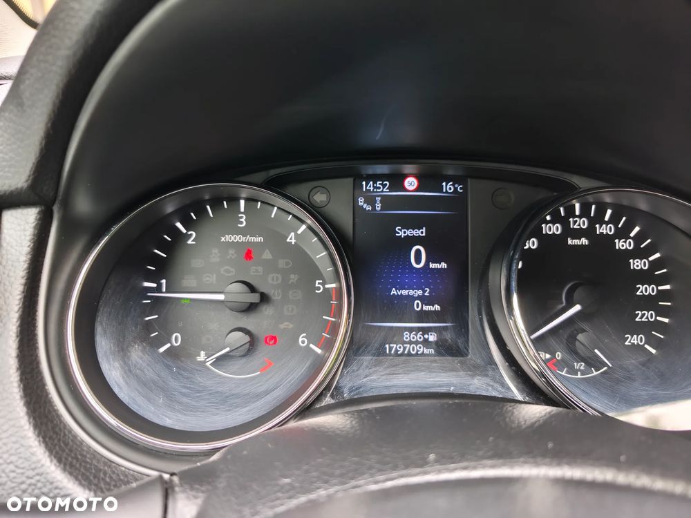 Nissan Qashqai 1.6 DCi 4x4 Tekna EU6 - 8