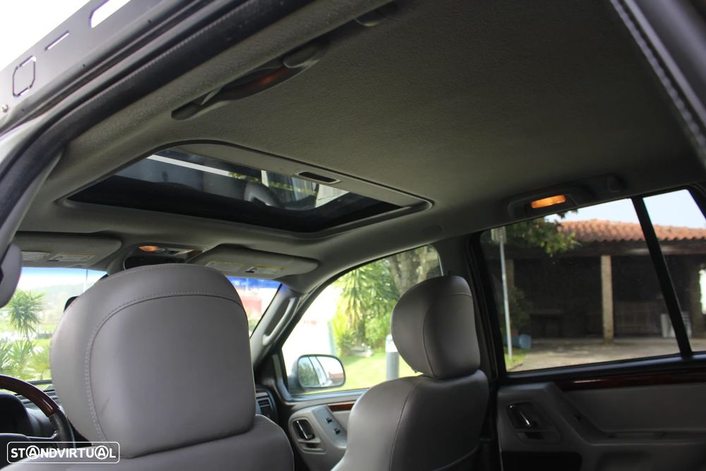 Jeep Grand Cherokee 2.7 CRD Overland - 34