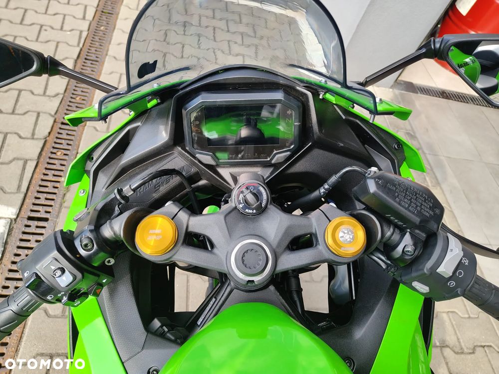 Kawasaki Ninja 400 - 14