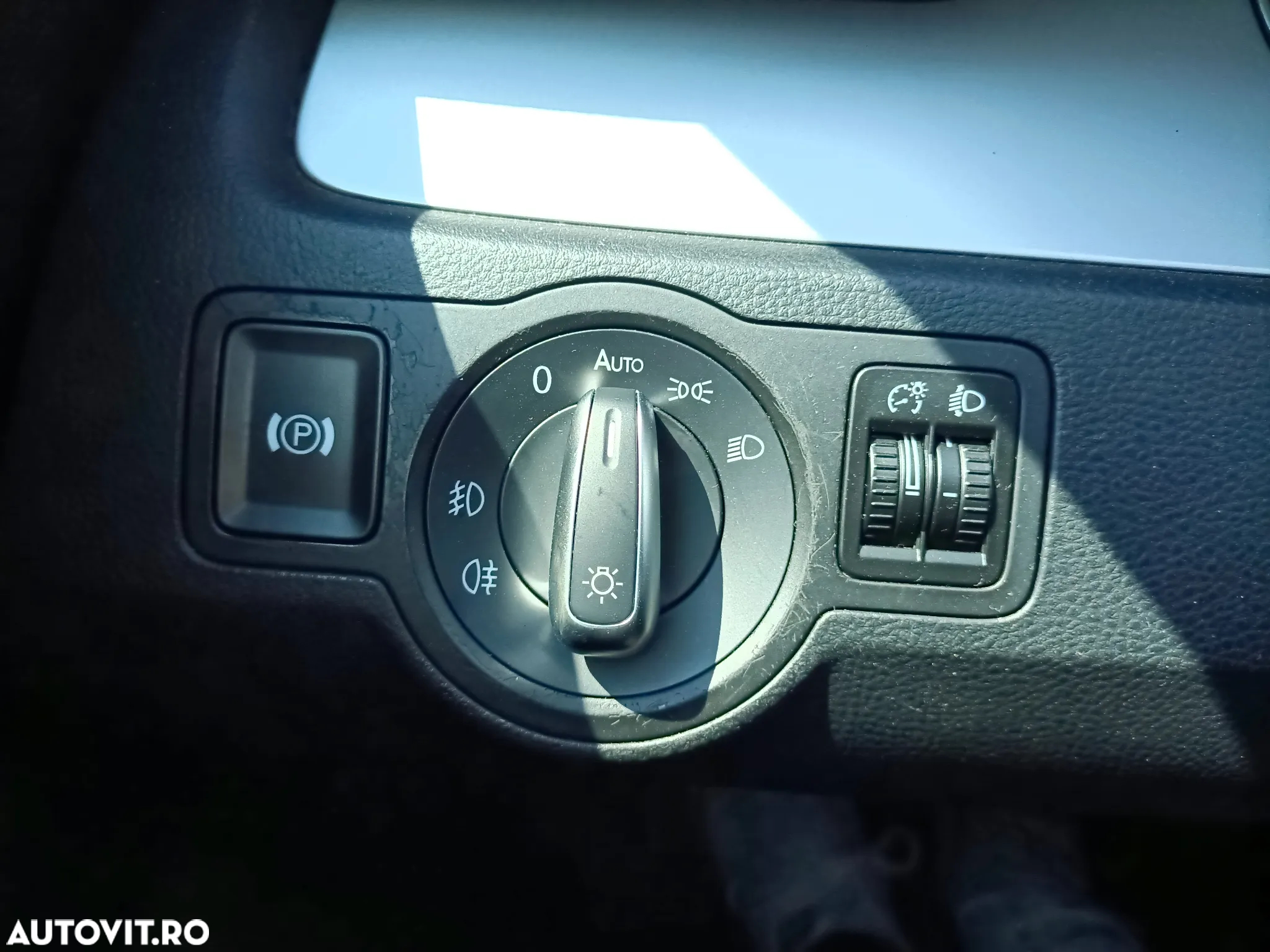 Volkswagen Passat Variant 2.0 TDI Highline DPF - 17
