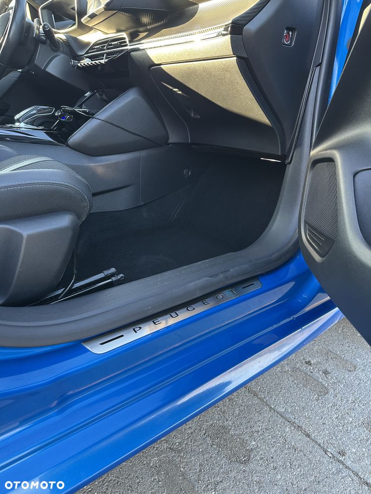 Peugeot 208 1.2 PureTech GT Line S&S EAT8 - 9