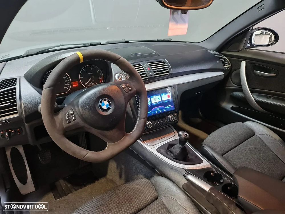 BMW 118 d Pack M - 22