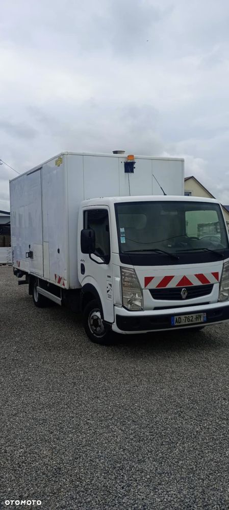 Renault Maxity - 3