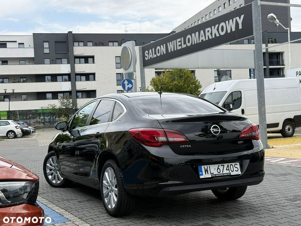 Opel Astra - 9