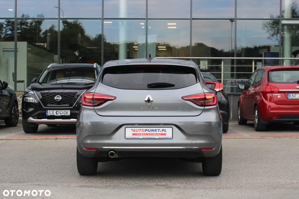 Renault Clio - 6