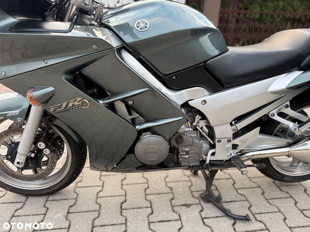 Yamaha FJR - 21