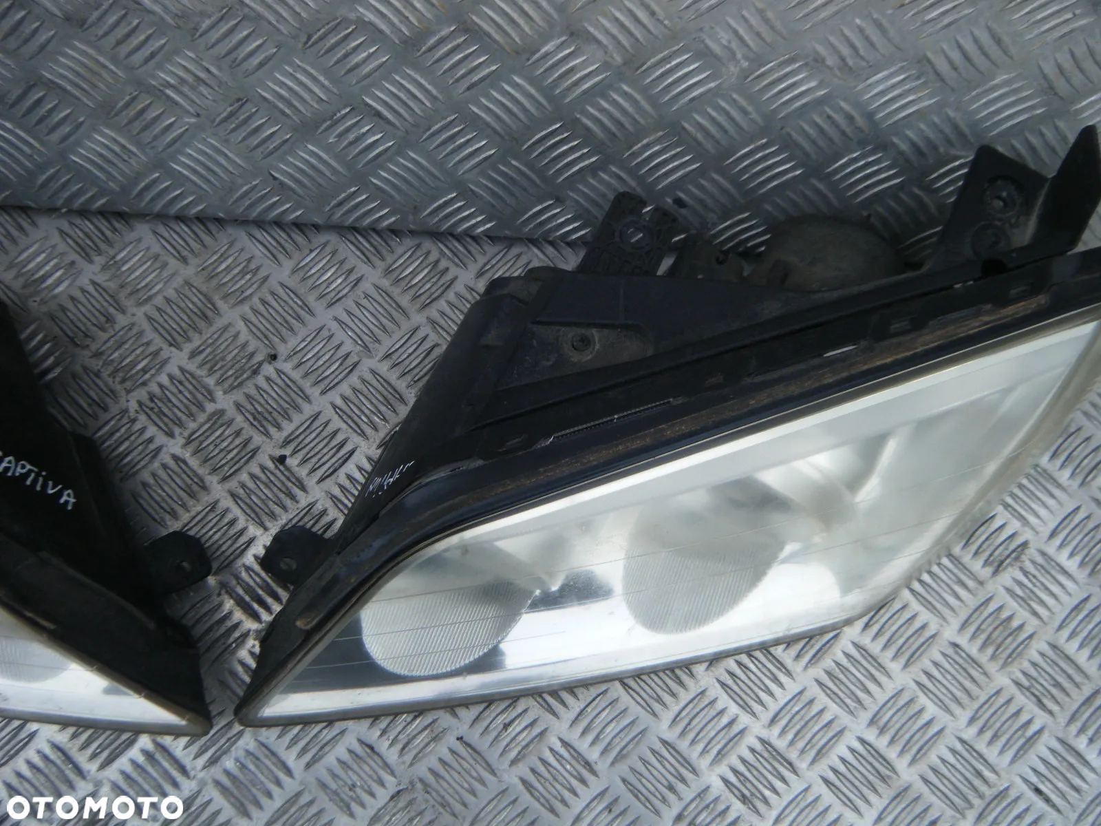 LAMPA REFLEKTOR PRAWY LEWY PRZÓD CHEVROLET CAPTIVA I (2006-2010) EUROPA EU =RADOM - 8