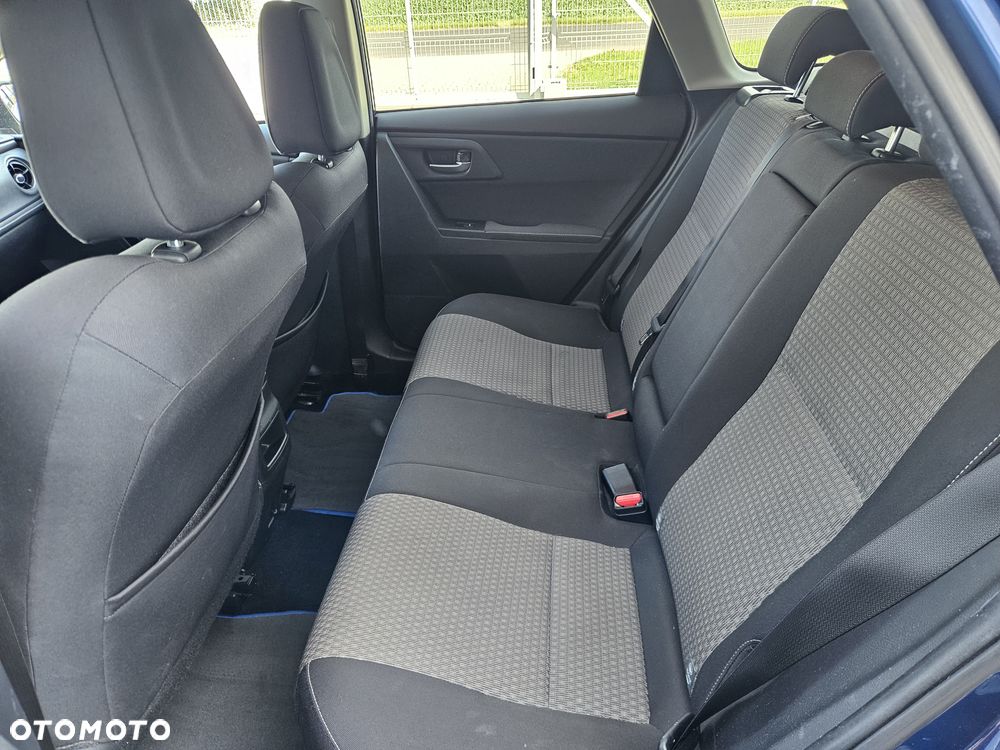 Toyota Auris - 15