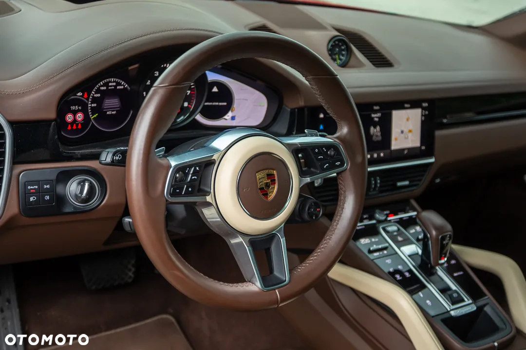 Porsche Cayenne Coupe E-Hybrid - 29