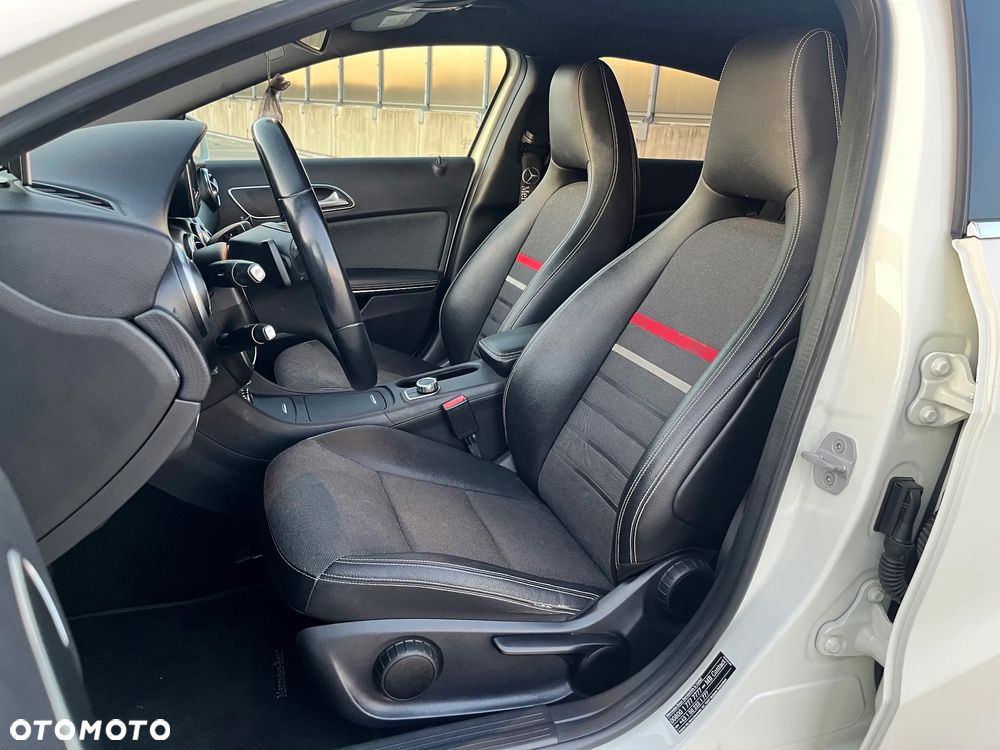 Mercedes-Benz Klasa A 180 7G-DCT Activity Edition - 10