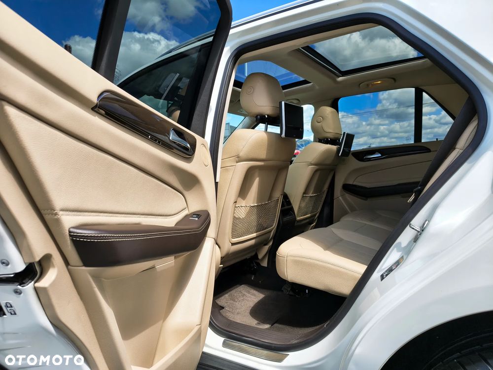 Mercedes-Benz GLE - 35