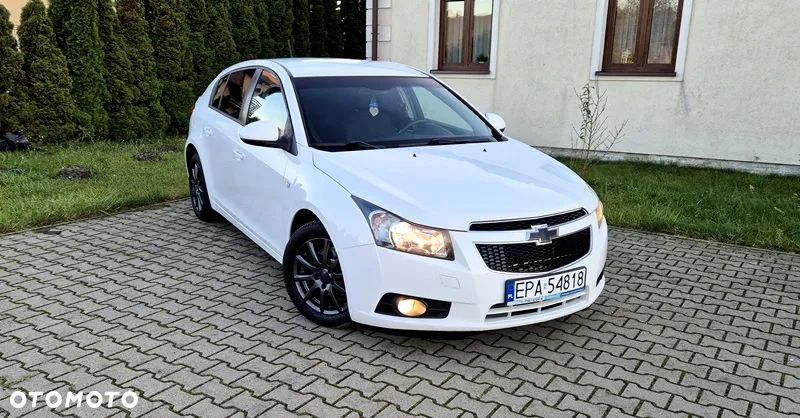 Chevrolet Cruze 1.6 LT+ - 25