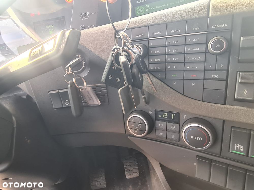 Volvo FH 460 6X2 EURO6 KONTENER IZOTERMICZNY FUL WYPOSARZONY SUPER STAN 18 PALET - 13