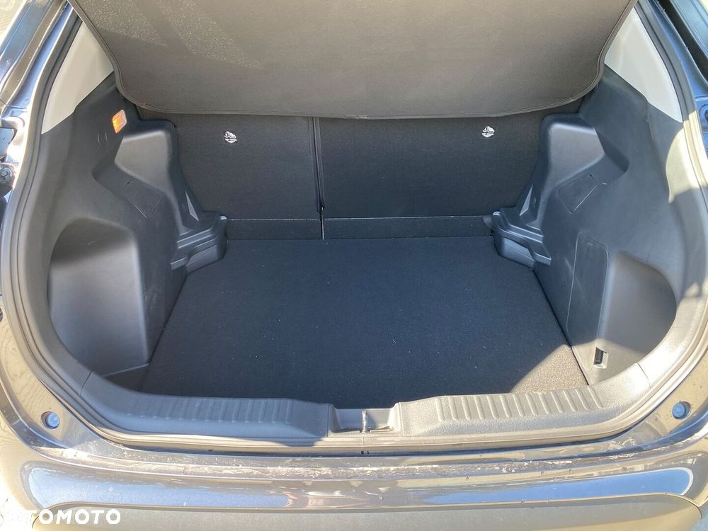 Toyota Yaris Cross Hybrid 1.5 Comfort - 33