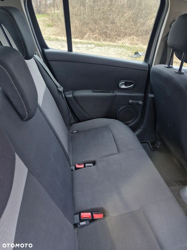 Renault Clio 1.5 dCi All Inclusive - 6