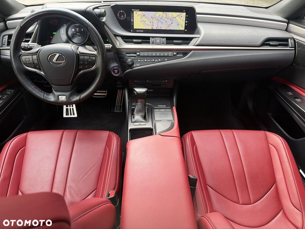Lexus ES 300h F Sport - 17