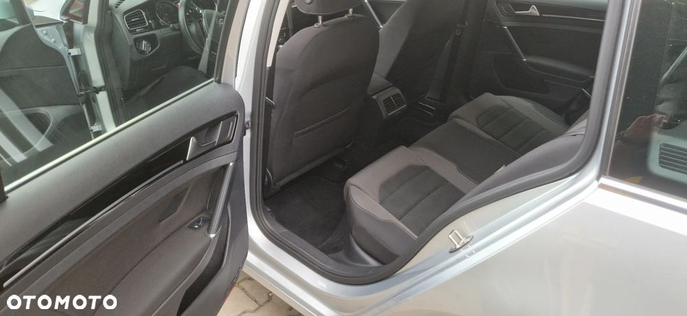 Volkswagen Golf 1.5 TSI BMT Evo Comfortline DSG - 21