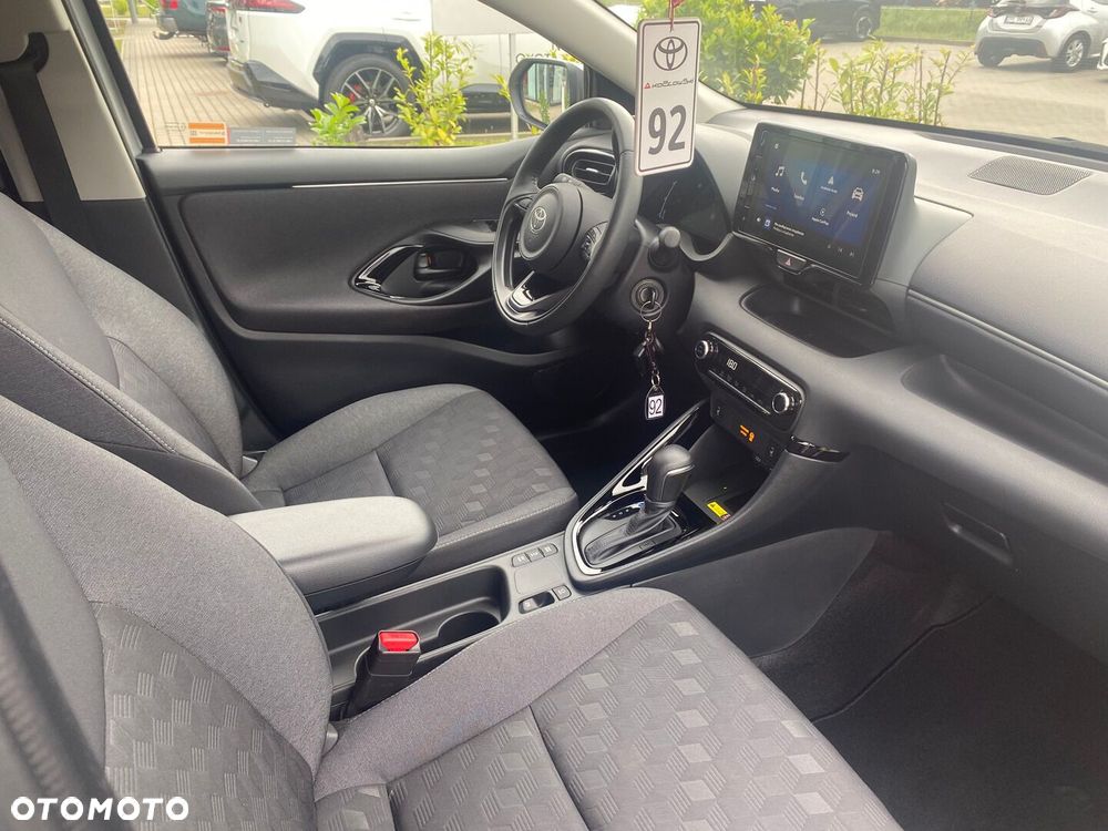 Toyota Yaris Hybrid 1.5 Style - 23
